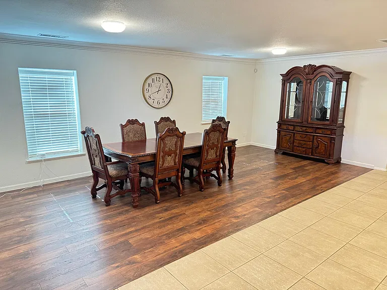 12596 Oaks Ave — Photo 14