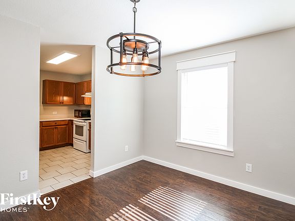 5th image of 1105 Eagle Claw Dr