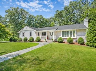 38 Oak Ridge Rd, Bernardsville, NJ 07924
