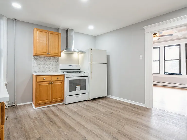 106 Baldwin Ave #3 — Photo 12