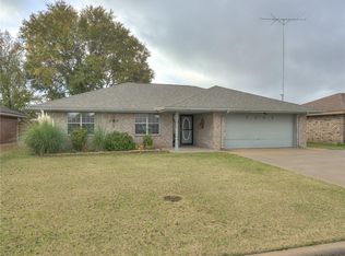 2008 Morgandee Ln, Weatherford, OK 73096