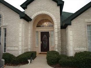 801 N State St, Decatur, TX 76234