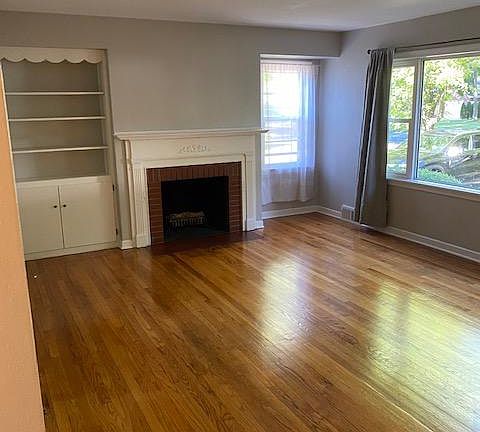 2nd image of 508 Vale Ave N