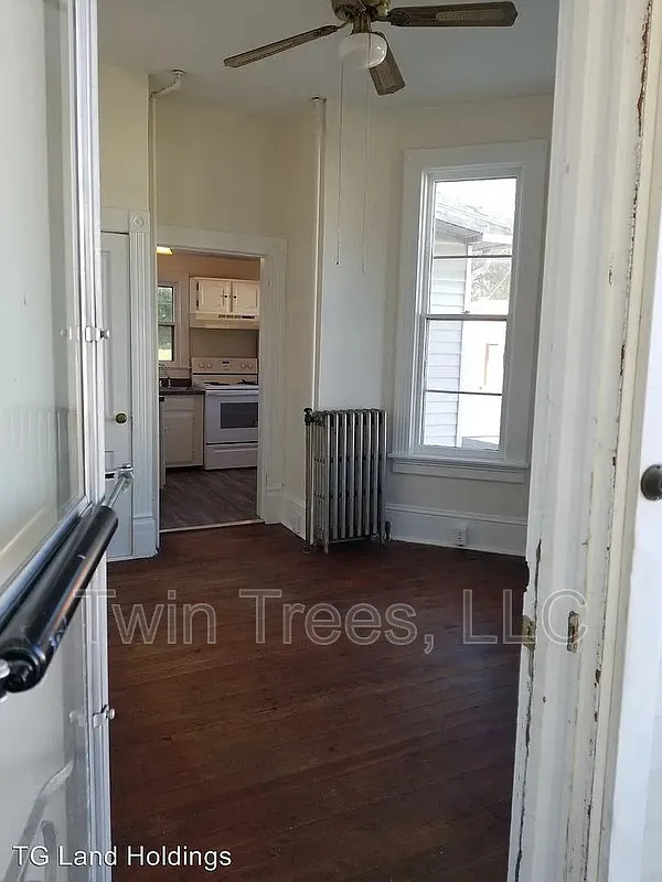 1 bed, 1.0 bath, 425 sqft, $800 — Photo 4