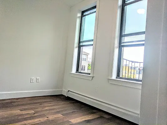 Rented by Ankor Management | media 24