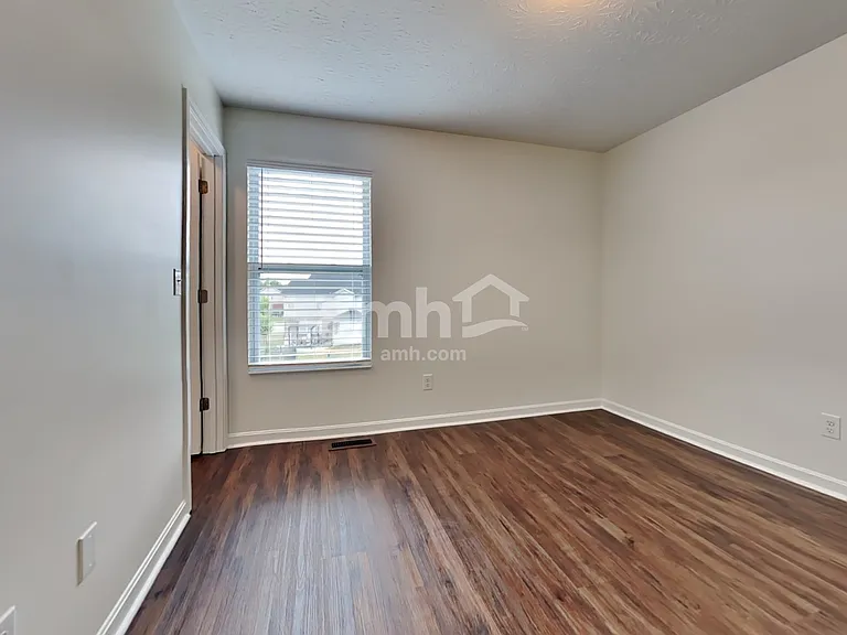 3260 Blue Springs Dr — Photo 13