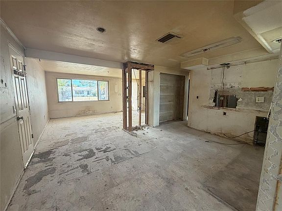 5th image of 3800 Linkwood St