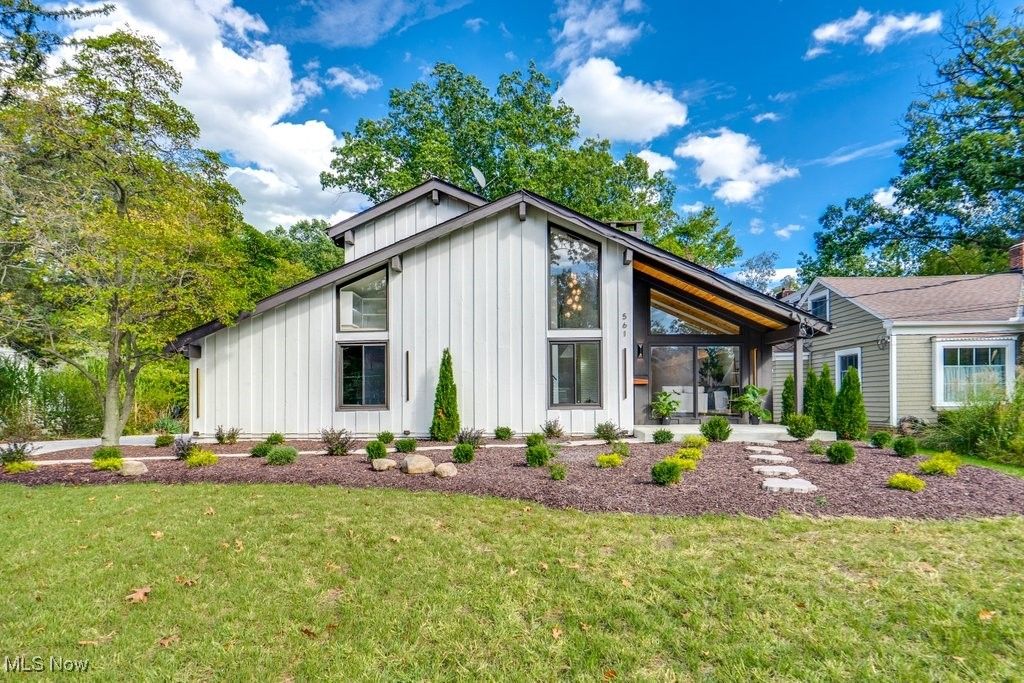 Real estate listing image