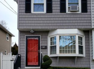 587 Britton Ave, Staten Island, NY