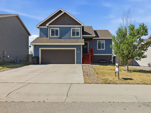 4858 Pontiac St, Mills, WY 82644