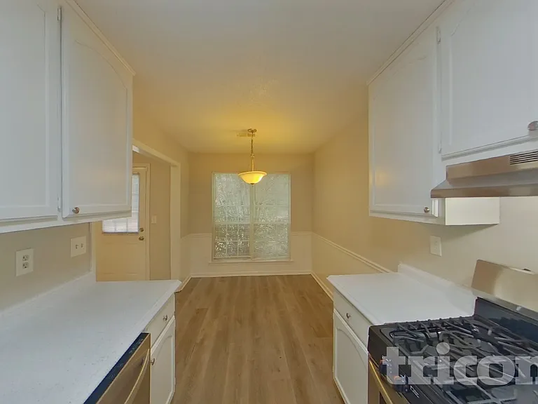 511 Horseshoe Cir — Photo 6