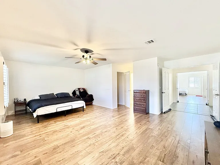 39850 Regency Way — Photo 11