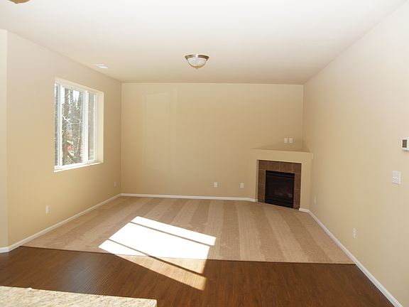 4th image of 1312 142nd Pl SW