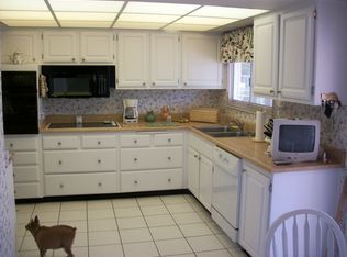 12235 N Lake Forest Dr, Sun City, AZ 85351