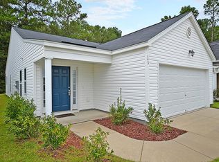 143 Coosawatchie St, Summerville, SC 29485