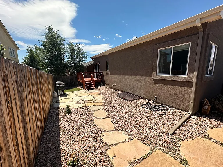 7615 Teocalli Point — Photo 17