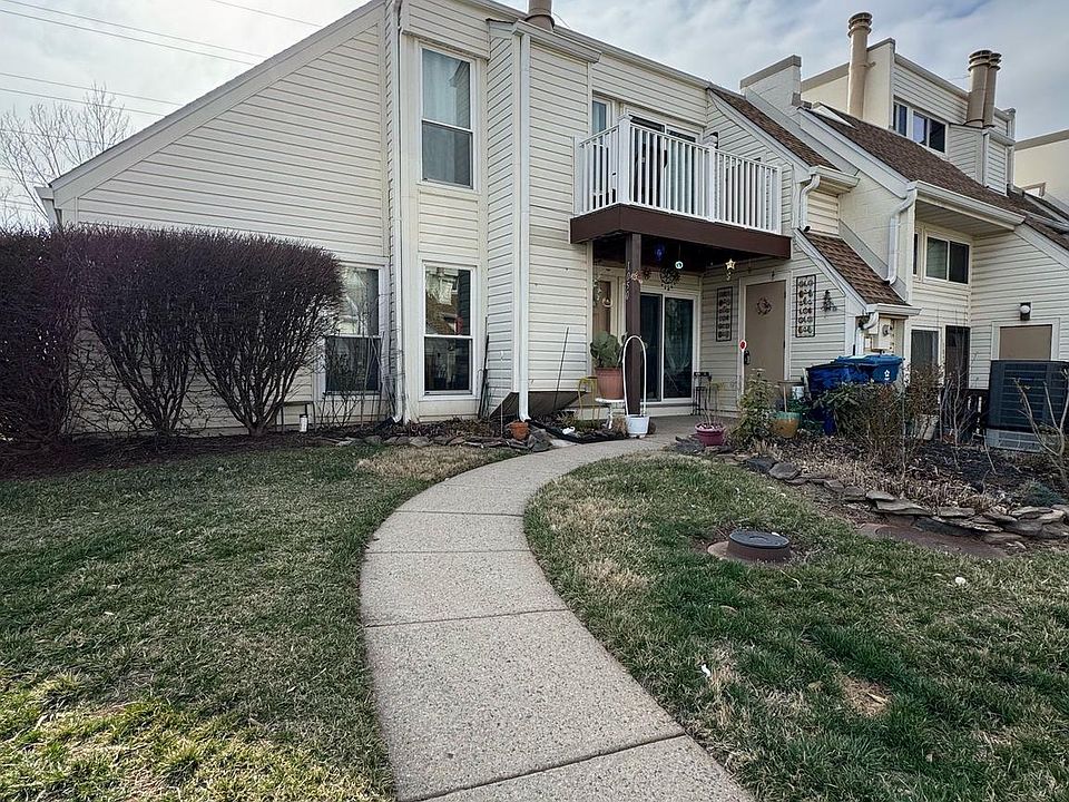 1st image of 1050 Warwick Ct