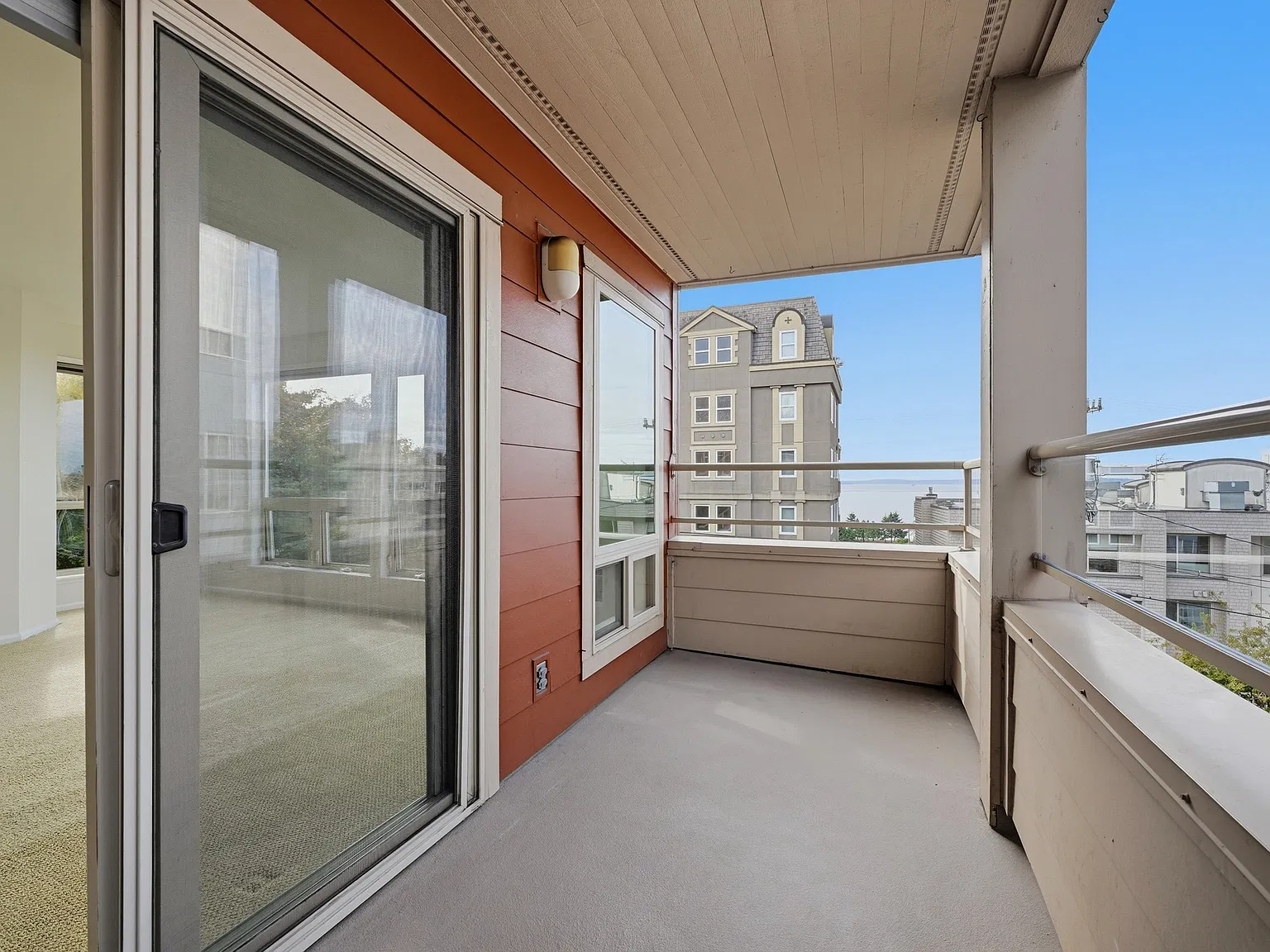 2 bed, 985 sqft, $2,995 — Photo 4