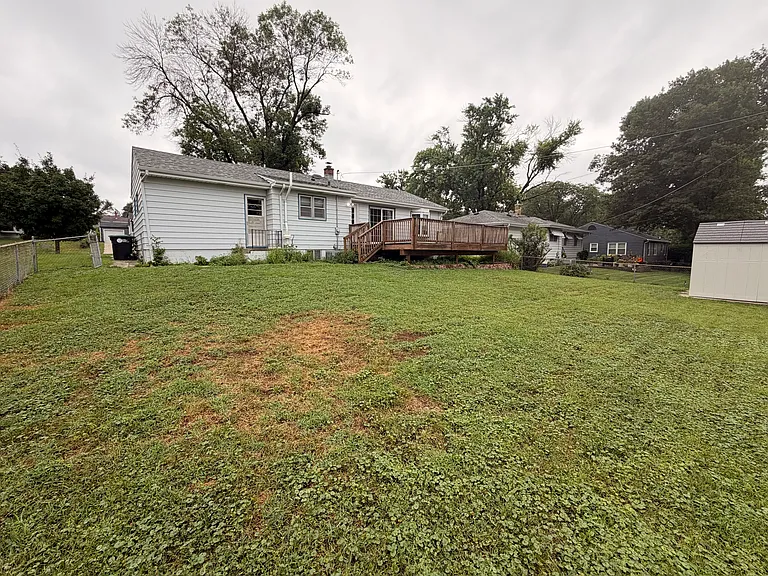 710 S 67th Ave — Photo 31
