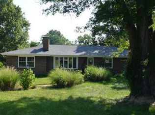 641 Kehrs Mill Rd, Ballwin, MO 63011