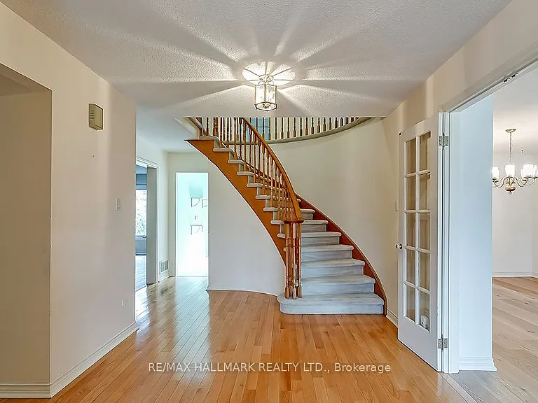 1361 Monks Pass — Photo 2