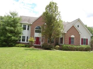 23 Everitts Hill Rd, Flemington, NJ 08822