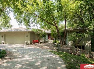 12216 N 36th St, Omaha, NE 68112