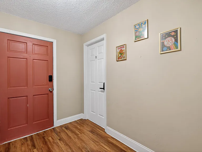 1781 Coral Point Dr — Photo 11