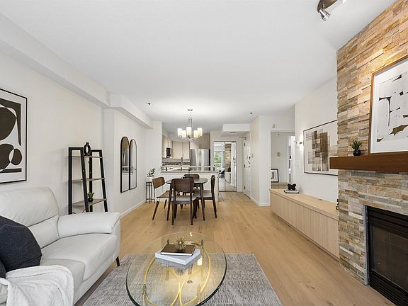 5th image of 980 W 21st Ave #305