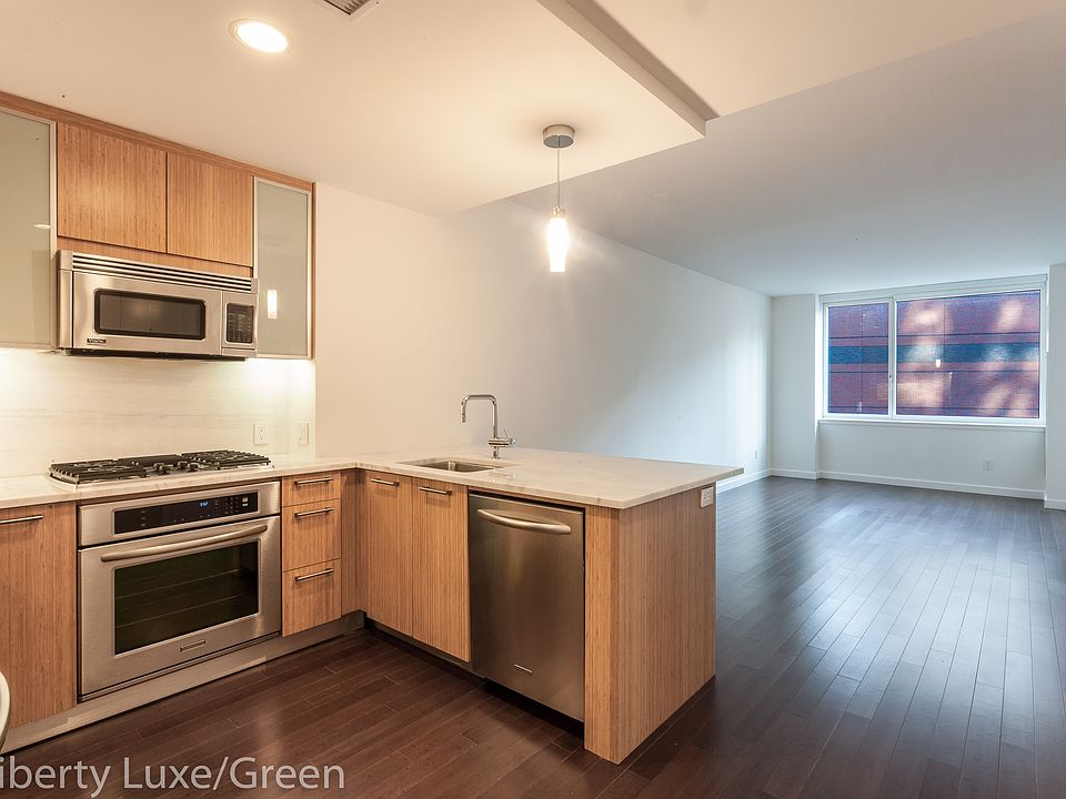 1st image of 200 E End Ave #10S
