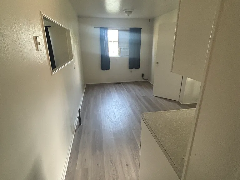 4052 Hill Ave — Photo 8