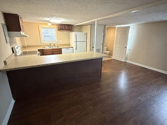 2nd image of 118 Dill Ln APT U