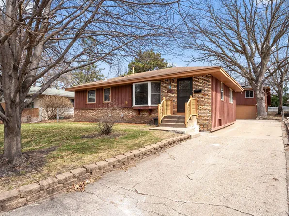 6051 4th St NE, Fridley, MN 55432