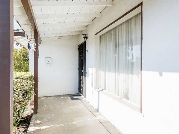5th image of 2243 Norris Dr W