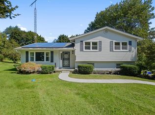 422 Bingham Rd, Marlboro, NY 12542