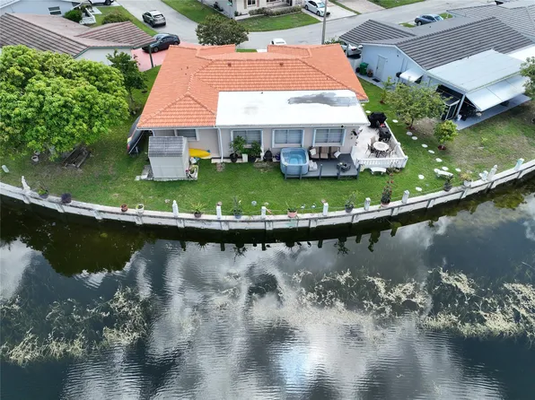 5809 NW 86th Terrace, Tamarac, FL 33321