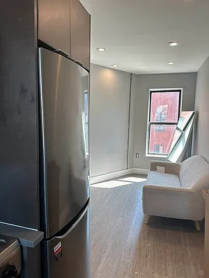 Rented by Premier One Realty LLC | media 6