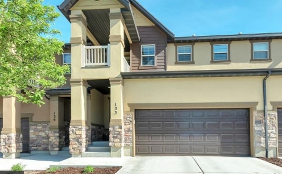 1st image of 133 E Carbonell Way