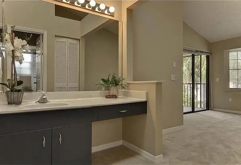 10494 Saint Tropez Pl — Photo 10