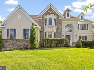 45 Foxcroft Way, Mount Laurel, NJ 08054