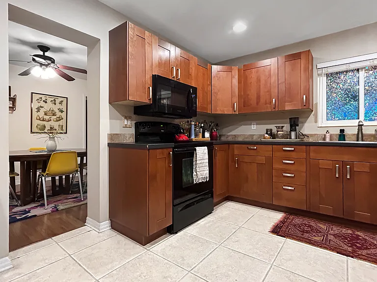 3829 Chapel Dr — Photo 6