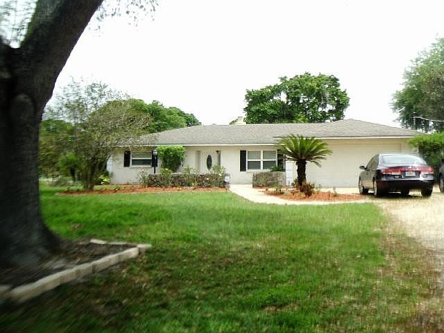1st image of 10102 Kenlake Dr