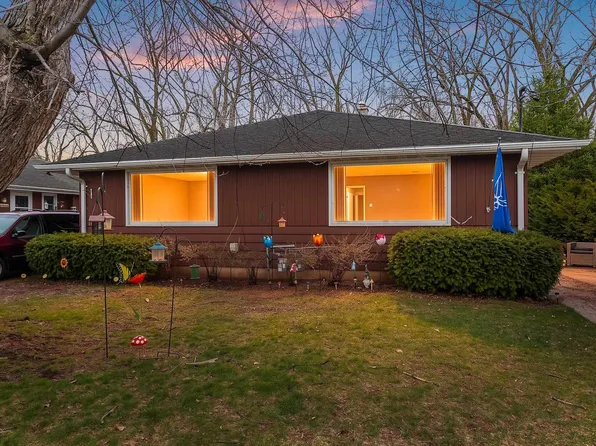 612 Knight Ave, Neenah, WI 54956