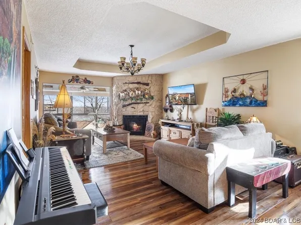 49 E Casa Seville Dr #3-C, Lake Ozark, MO 65049