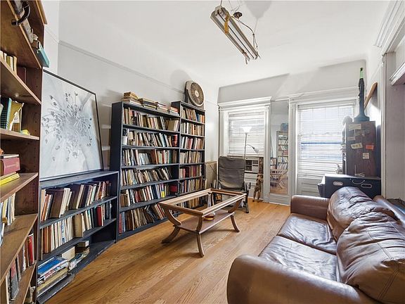 2nd image of 372 Parkside Ave