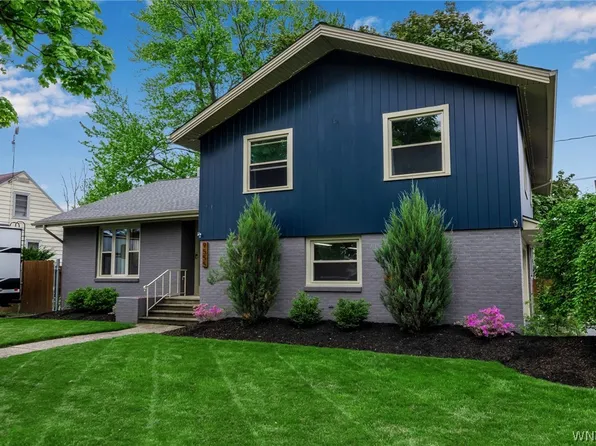 9555 Hartwig Dr, Clarence Center, NY 14032