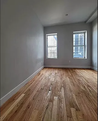 Rented by Reavis | media 7