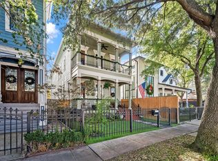 626 E 12th St, Houston, TX 77008