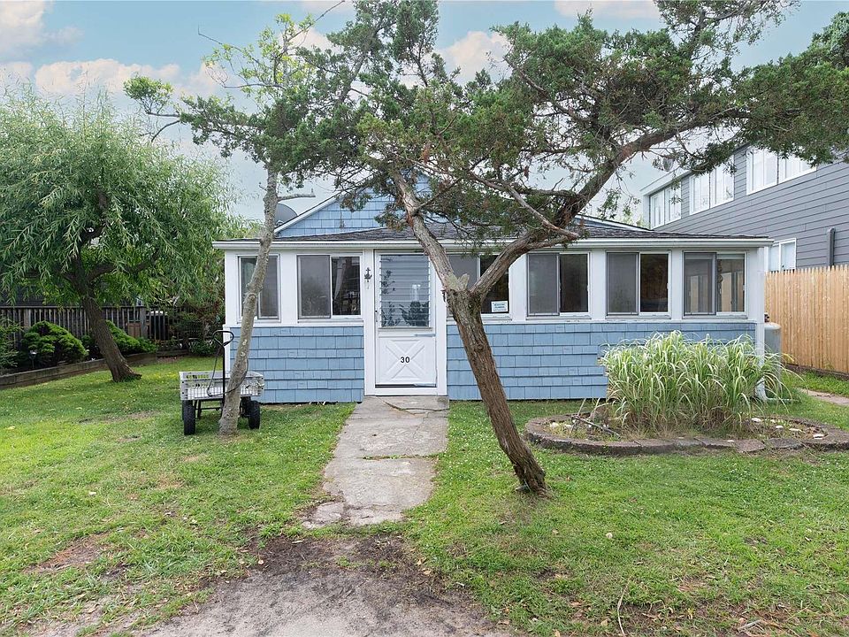 1st image of 30 Bungalow Walk