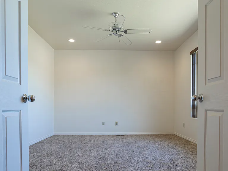 Front Room (office)